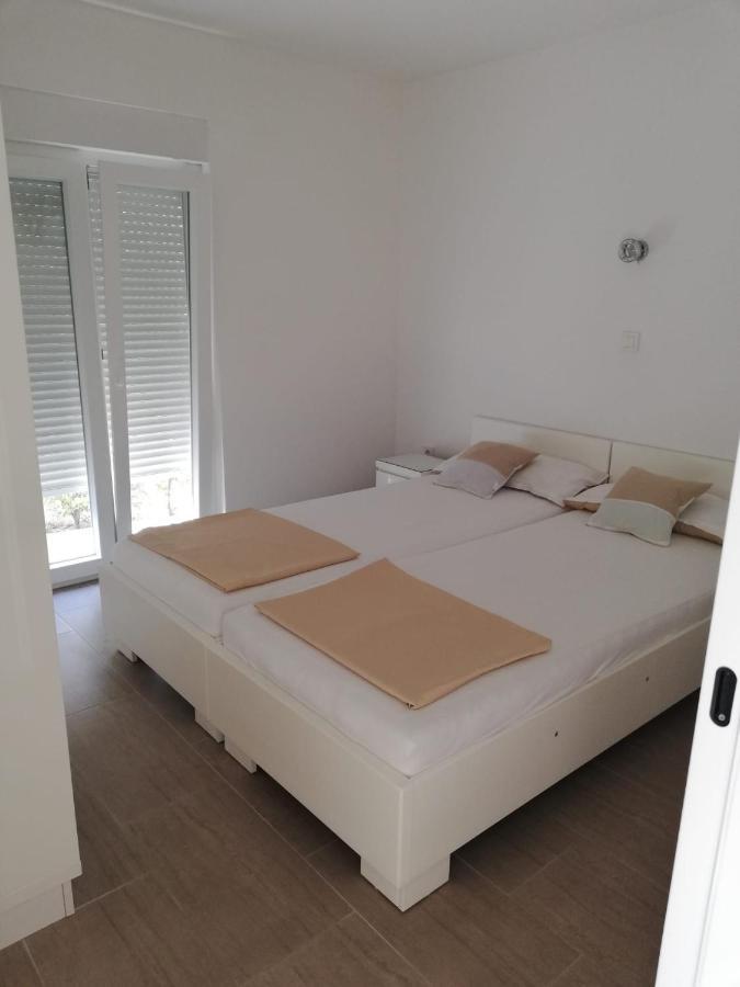 Apartmani Deluxe Jasenice  Eksteriør billede