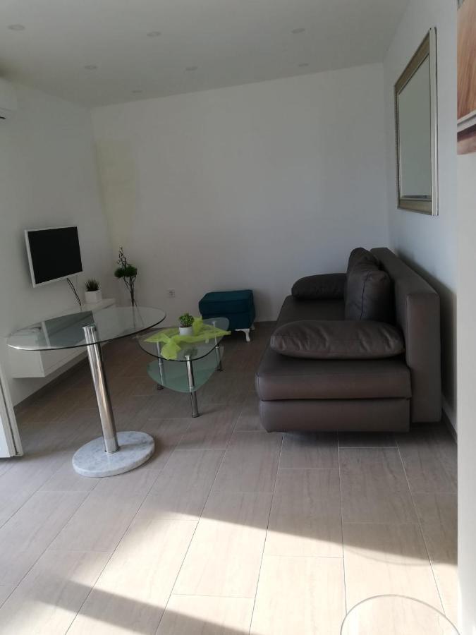 Apartmani Deluxe Jasenice  Eksteriør billede